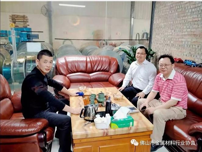执行会长李强欢迎佩盈,睿洋,管裕,祥一和,万景顺,三洋捷力,瑞泰,源众